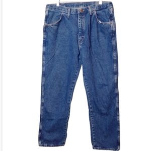 Rustler straight relaxed leg 38x30 blue jeans